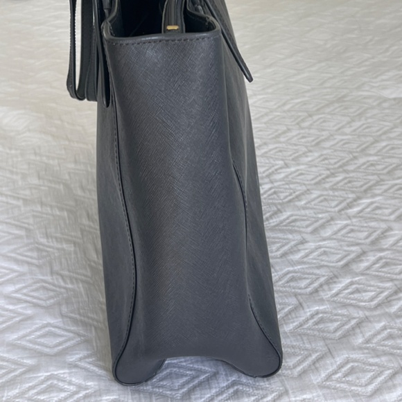 Tory Burch Tote - Picture 4 of 5